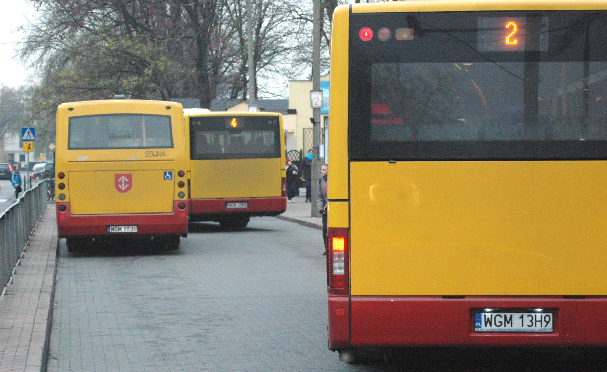 Znaki zapytania wokół autobusowych tras - Grodzisk News