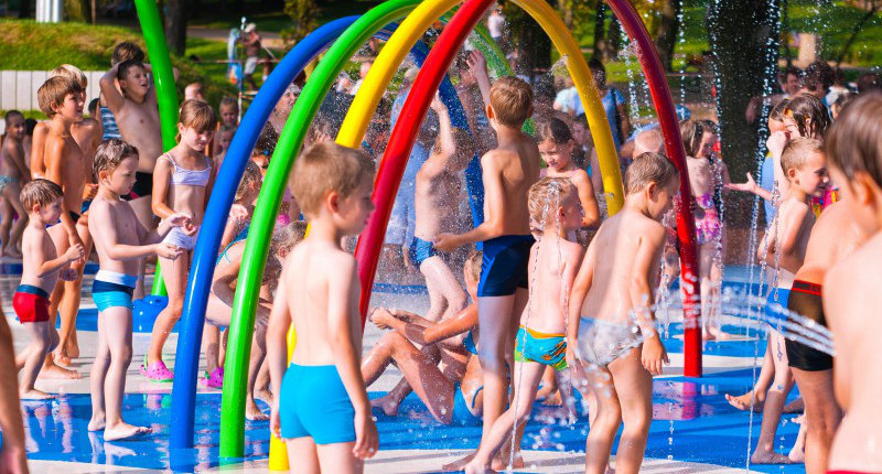 Przy basenie powstanie wodny plac zabaw - Grodzisk News
