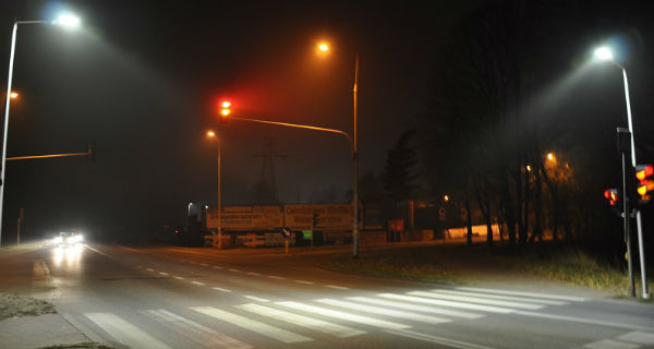 Lampy LED-owe oświetlają drogę 719 - Grodzisk News