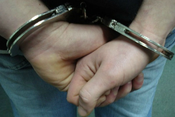 Poszukiwany przez prokuraturę zatrzymany w kradzionym aucie - Grodzisk News