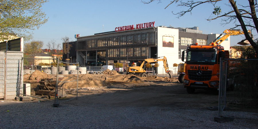 Ruszyła budowa parkingu przy Centrum Kultury - Grodzisk News