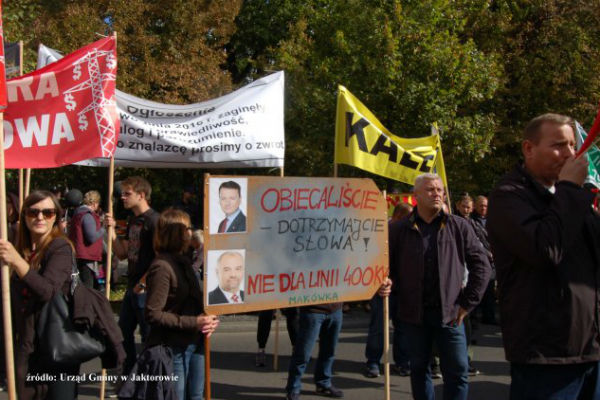 Kolejny protest przeciw 400 kV. Tym razem przed siedzibą PiS - Grodzisk News
