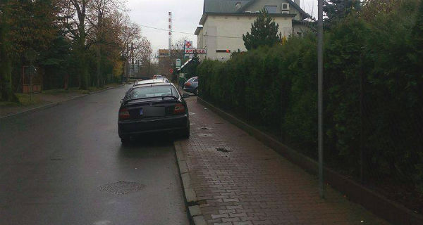 Co z parkowaniem przy przychodni na Sadowej? - Grodzisk News