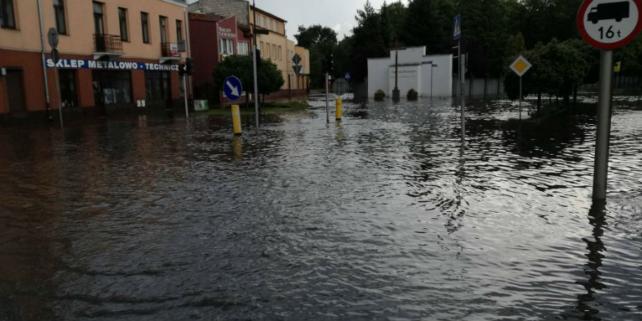 Ulice Grodziska pod wodą [FOTO] - Grodzisk News