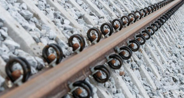 Budowa infrastruktury kolejowej do CPK kością niezgody? - Grodzisk News