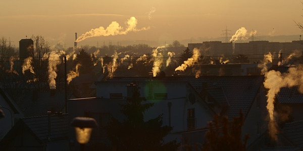 Powietrze nad regionem zanieczyszczone ponad normę. Ostrzeżenie pierwszego stopnia - Grodzisk News