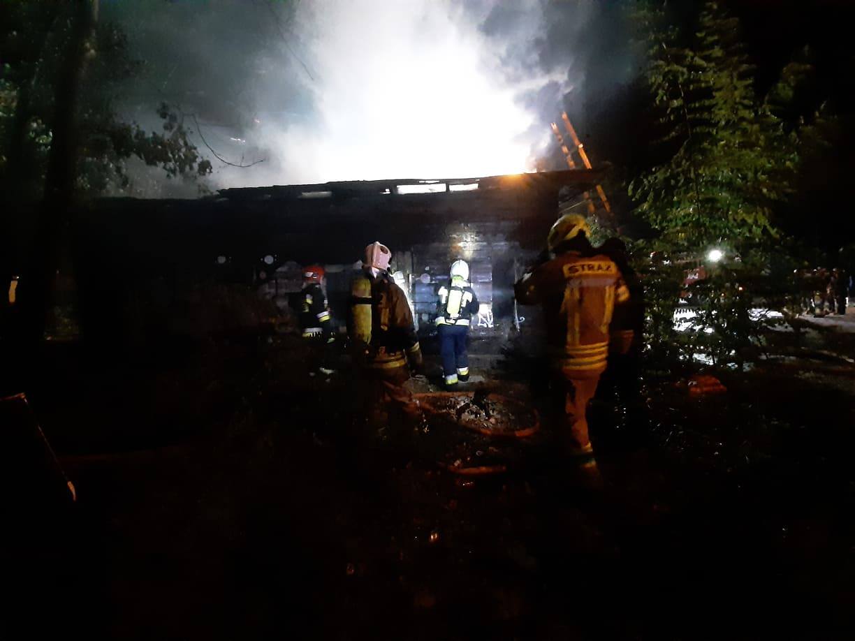 Wieczorny pożar w Milanówku [FOTO] - Grodzisk News