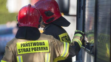 Pożar samochodu na autostradzie - Grodzisk News