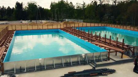 Zobacz jak idzie budowa basenów [FILM] - Grodzisk News
