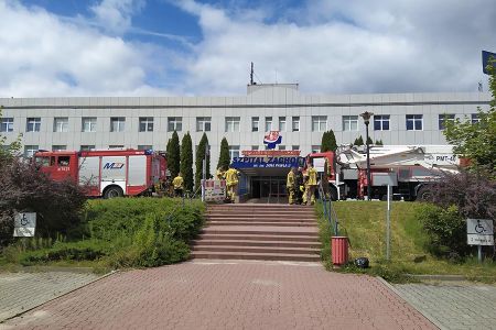 Pożar w Szpitalu Zachodnim. Cztery zastępy w akcji [FOTO] - Grodzisk News