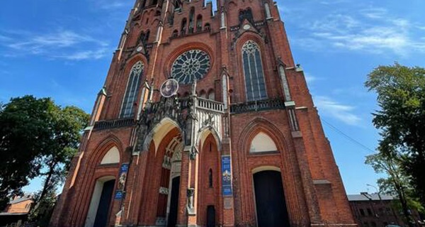 Milion z UE na konserwację zabytkowego kościoła w Żyrardowie - Grodzisk News
