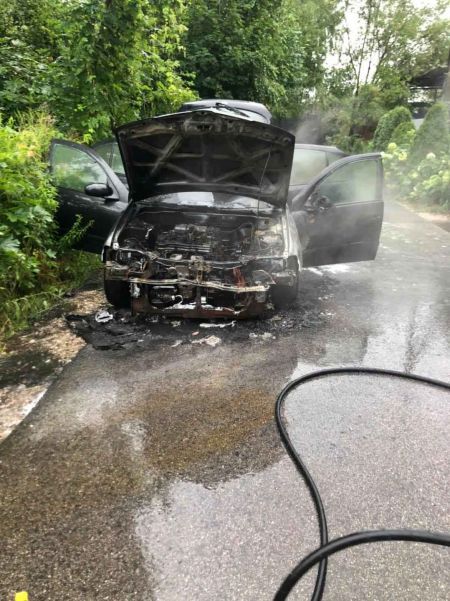 Poranny pożar auta - Grodzisk News