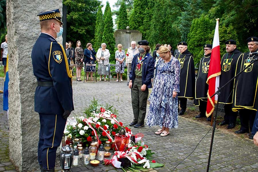 Tak Milanówek uczcił pamięć o Powstaniu Warszawskim [FOTO] - foto: Facebook/Urząd Miasta Milanówka