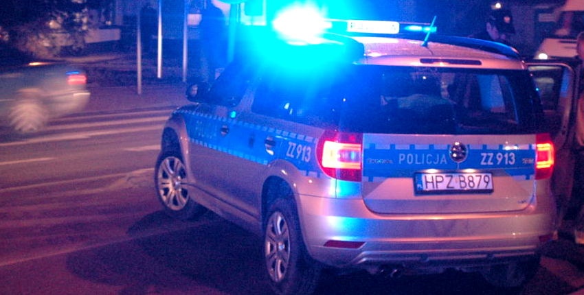 Wieczorna kolizja na A2. Kierująca BMW uderzyła w bariery - Grodzisk News