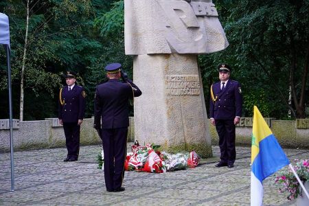 Milanowskie obchody 82. rocznicy wybuchu drugiej wojny światowej [FOTO] - Grodzisk News