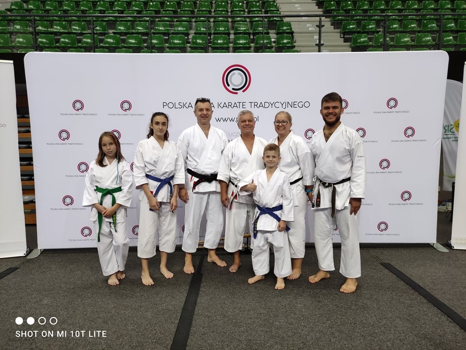 Młodzi karatecy z Grodziska z czterema medalami - foto: Klub Karate Nikobushi