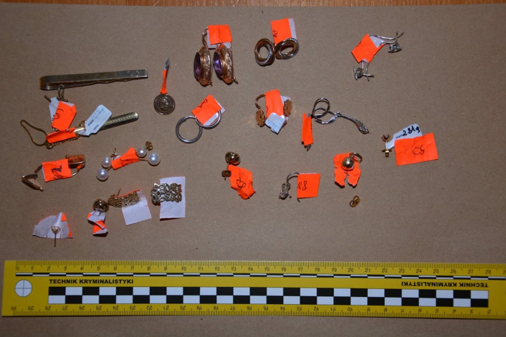 Rozpoznajecie te przedmioty? Mogą pochodzić z przestępstwa - foto: http://www.policja.waw.pl/