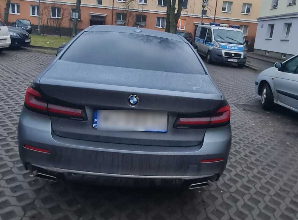 Policjanci odzyskali 10 z 14 skradzionych aut - foto: Komenda Stołeczna Policji