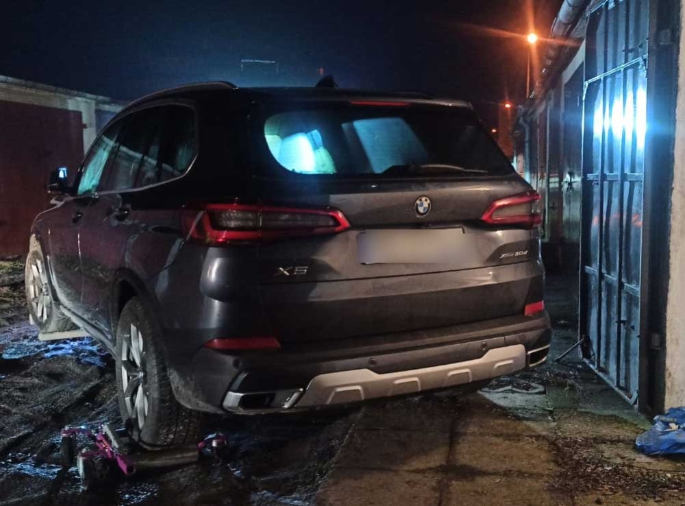 Policjanci odzyskali 10 z 14 skradzionych aut - foto: Komenda Stołeczna Policji
