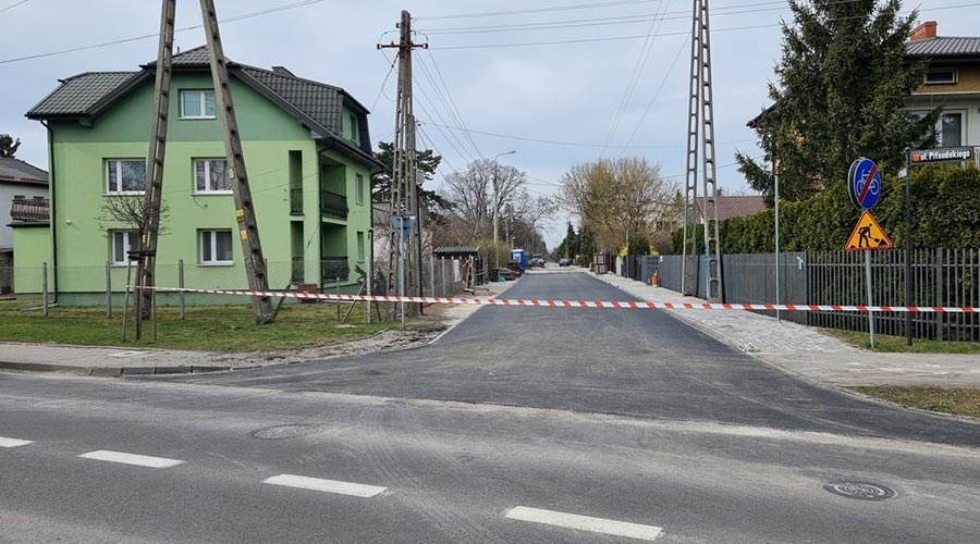 Kończą przebudowę układu dróg przy trasie wojewódzkiej. Zobacz zdjęcia - foto: Arkadiusz Kosiński