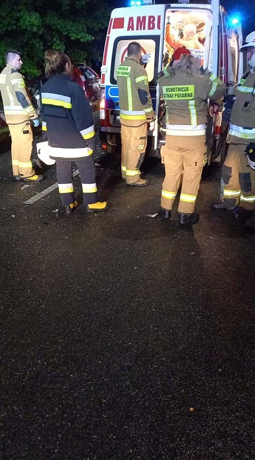 Śmiertelny wypadek w Wycinkach Osowskich. Jeden kierowca nie żyje, drugi był pijany [FOTO] - foto: Facebook/OSP Żelechów