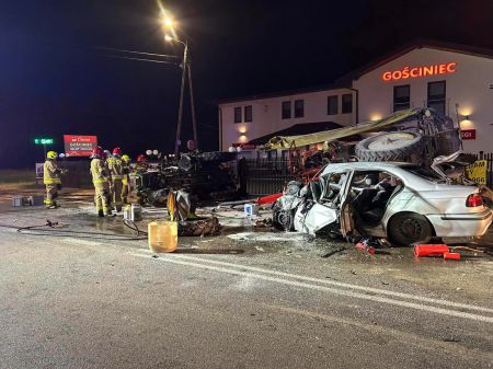 Groźny wypadek w Radonicach. Dwie osoby ranne - Grodzisk News