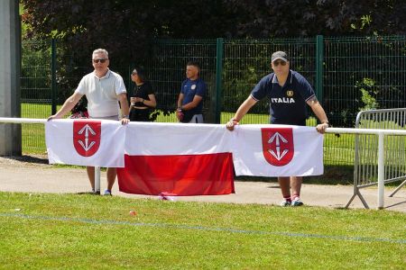 Młodzi piłkarze LKS-u Chlebnia triumfatorami turnieju we Francji! - Grodzisk News