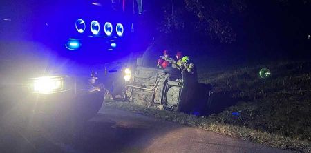 Zderzenie samochodu z traktorem. Jedna osoba w szpitalu - Grodzisk News