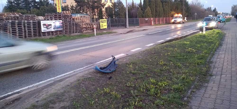 Zderzenie motocykla z osobówką w Chrzanowie [FOTO] - foto: Piotr Kłosek-Krawcowicz